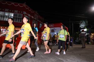 BIB: 3520
                            <button type="button" onclick="openModal(26263710)" class="btn btn-primary btn-sm float-right btn-popup" data-toggle="modal" data-target=".modal-high-quality">
                        <i class="fas fa-shopping-cart"></i> Add to Cart
                    </button>
                                            <button type="button" onclick="isThisMe(26263710, true)" class="btn btn-success btn-sm float-right btn-popup btn-isme hidden" data-toggle="tooltip" data-placement="bottom" title="นี่คือรูปของคุณใช่ไหม คลิกที่นี่เพื่อเอาเข้าอัลบั้ม">
                        <i class="fas fa-plus"></i> Add to album
                    </button>
                    <button type="button" onclick="isThisMe(26263710, false)" class="btn btn-warning btn-sm float-right btn-popup btn-isnotme hidden">
                        <i class="fas fa-ban"></i> Remove from album
                    </button>